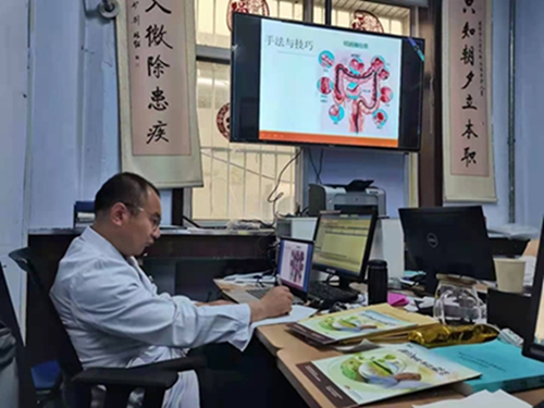 蔡主任始終把技術創(chuàng)新作為服務患者的根本.jpg 蔡主任始終把技術創(chuàng)新作為服務患者的根本.jpg