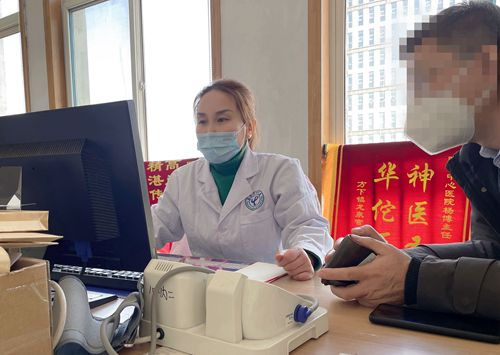 心內(nèi)二吳霞主任照�?_副本.jpg