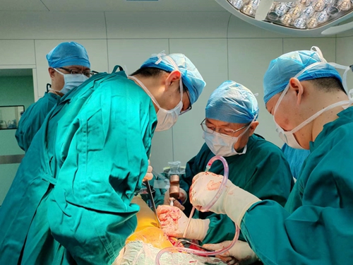 手術中照片_副本.jpg 手術中照片_副本.jpg